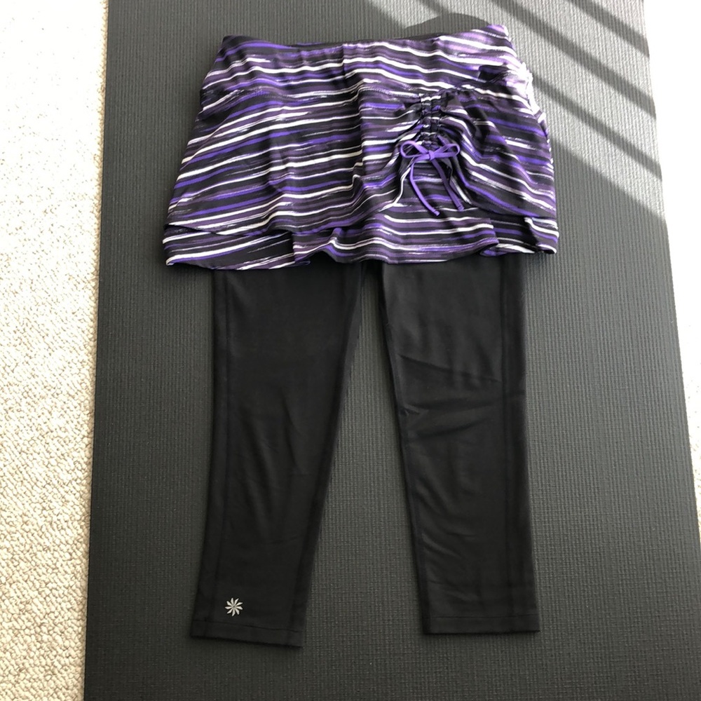 Athleta skirted capri